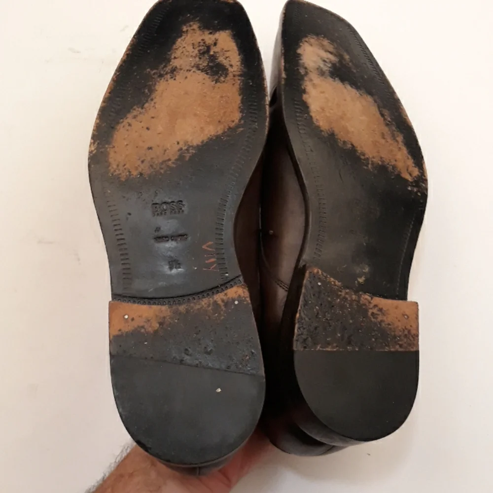 HUGO BOSS Dark‎ Brown Leather Lace Up Sz 9.5 Mens Dress Shoes